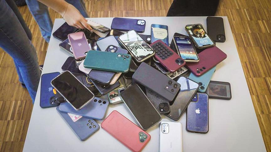 Infos zur ORF-Aktion "Schüler*innen verzichten auf ihr Smartphone"